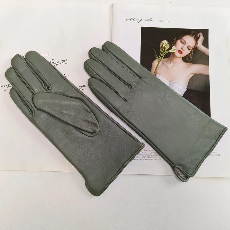 gants-en-cuir-verts